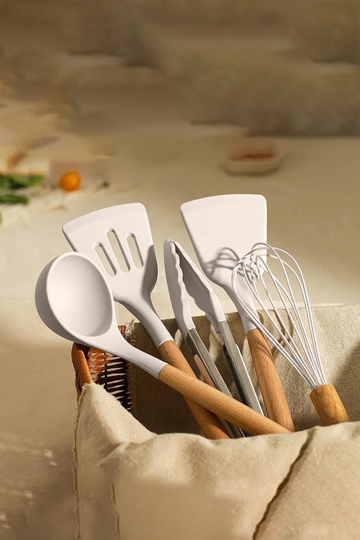 Mikla Isıya Dayanıklı Yanmaz Yapışmaz 33 Parça Silikon Spatula Mutfak Seti Vanilya