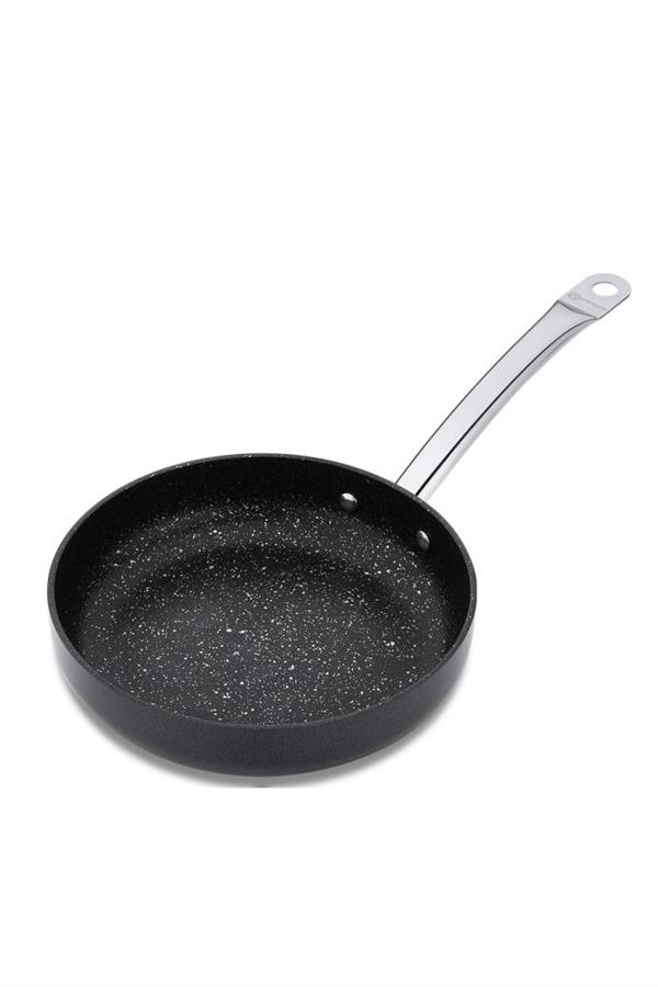 KORKMAZ A2832 PROLİNE NERO TAVA 24X4,7 KORKMAZ A2832 PROLİNE NERO TAVA 24X4,7